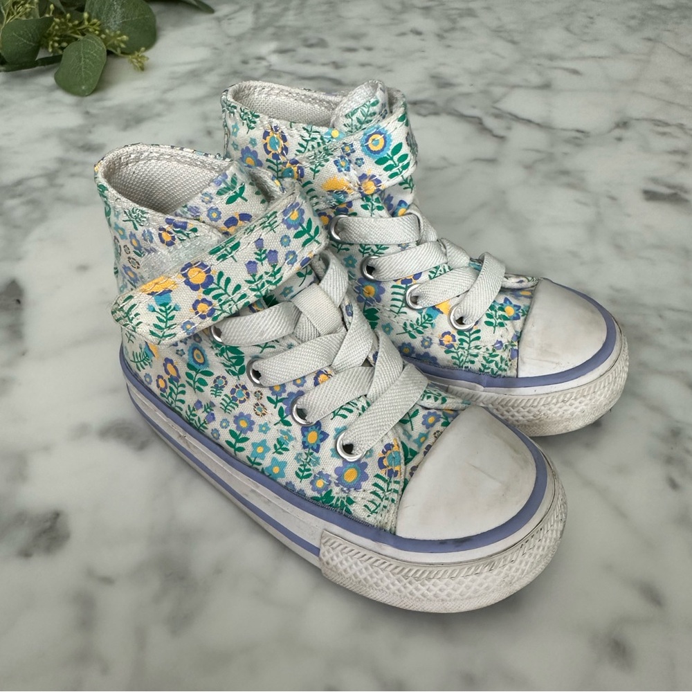 Toddler Converse floral hightops